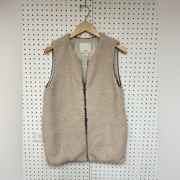 Wildfred Sherpa Vest - Picture 2 of 6